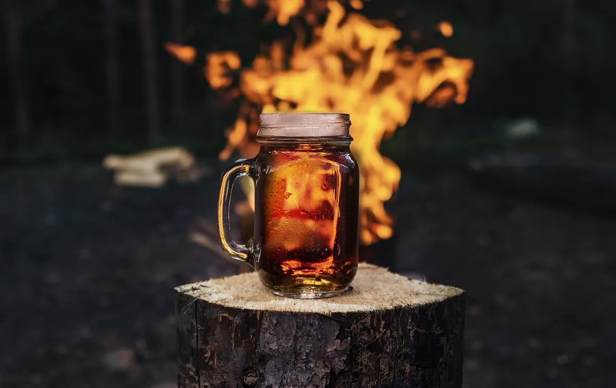 Cold Brew Tea at Home: A Beginner's Guide to Ratios and Timing